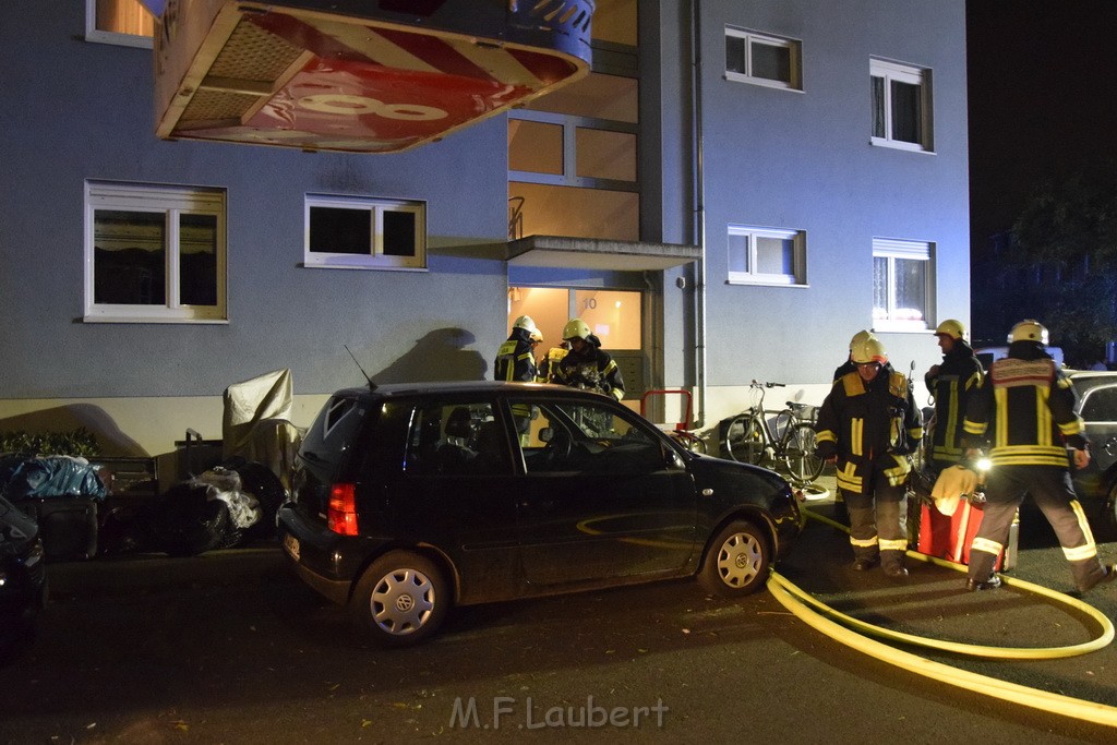 Feuer 2 Y Kellerbrand Koeln Ostheim Ruppinerstr P147.JPG - Miklos Laubert